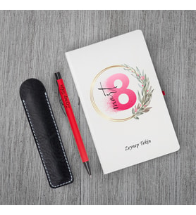 Kişiye Özel UV Baskılı 8 Mart Temalı Klasik Model Beyaz Defter ve Kırmızı Tükenmez Kalem Seti