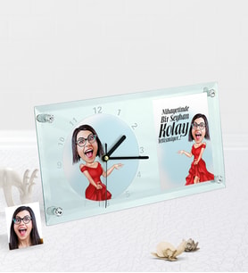BK Gift Kişiye Özel Bayan Kolay Yetişmiyor Karikatürlü Masaüstü Cam Saat - 1 (Beyaz)