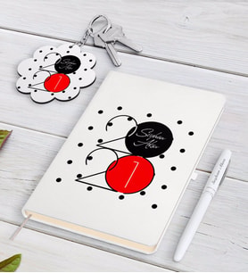 BK Gift Kişiye Özel 2024 Mutlu Yıllar Beyaz Defter Kalem ve Anahtarlık Hediye Seti-15 (Model 1)