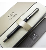 Parker Vector Siyah Roller Kalem  İsme Özel Kalem  Hediyelik Kalem