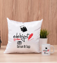 Edebiyat Öğretmeni Kare Yastık ve Beyaz Kupa Bardak