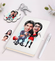 BK Gift Kişiye Özel Sevgili Karikatürlü Beyaz Defter Kalem ve Anahtarlık Hediye Seti-1 (Model 1)