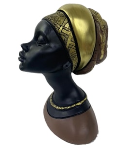 Eşarplı Afrikalı Kadın  Biblo