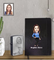 Kişiye Özel Öğretmen Karikatürlü Siyah Defter Çakmak Hediye Seti Bayan-11 (Model 1)