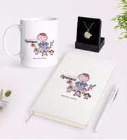 BK Gift Kişiye Özel Anasınıfı Öğretmeni Beyaz Kupa Defter Kalem ve İsimli Papatya Kolye Hediye Seti-2 (Model 1)