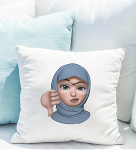 Emoji Kız Tesettürlü Stiker Yastığı