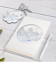 BK Gift Kişiye Özel İsimli Yılbaşı Mutlu Yıllar Beyaz Defter Kalem ve Anahtarlık Hediye Seti-24 (Model 1)