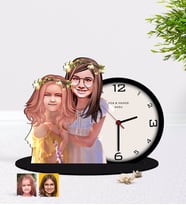 BK Gift Kişiye Özel Kız Kardeşler Karikatürlü Ahşap Biblo Masa Saati-2 (Beyaz)