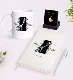 BK Gift Kişiye Özel Atatürk Temalı Beyaz Kupa Defter Kalem ve İsimli Papatya Kolye Hediye Seti-8 (Model 1)