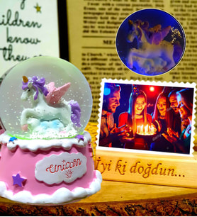İyi Ki Doğdun Doğum Günü Hediyesi Sihirli Unicorn Işıklı Kar Küresi