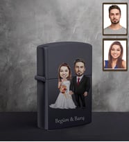 Kişiye Özel Gelin Damat Karikatürlü UV Baskılı Siyah Benzinli Çakmak Mod-8