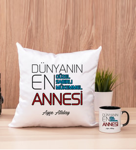 Dünyanın En İyi Annesi Kare Yastık ve Siyah Kupa Bardak