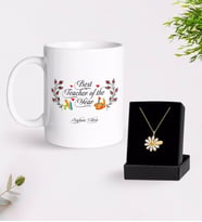 BK Gift Kişiye Özel Yılın En İyi Öğretmeni Beyaz Kupa ve Papatya Kolye Hediye Seti-1 (Model 1)