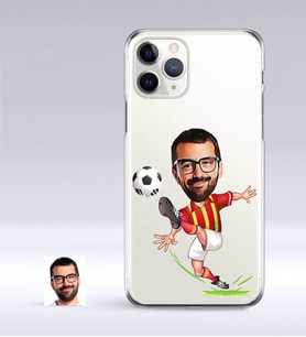 BK Gift Kişiye Özel Sarı Kırmızı Futbolcu Karikatürlü iPhone 11 Pro İnce Şeffaf Silikon Telefon Kapağı (Beyaz)