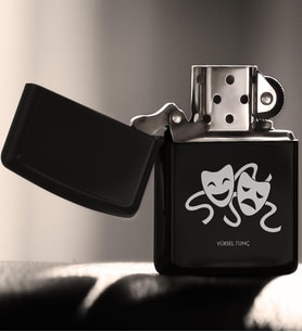 BK Gift Kişiye Özel Mesleki Oyuncu Benzinli Siyah Metal Çakmak  2