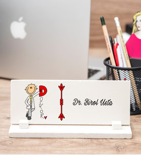 Doktor Karikatürü Masa İsimliği