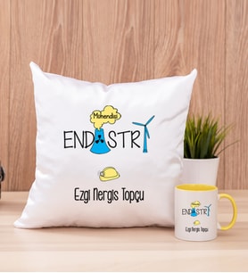 Endüstri Mühendisi Kare Yastık ve Sarı Kupa Bardak