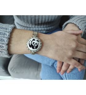 Panda İşlemeli Kanaviçe Bileklik
