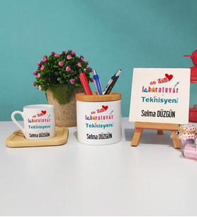 Mesajlı Laboratuvar Teknisyeni Tasarımlı Kişiye Özel Laboratuvar Teknisyeni Ahşap Altlıklı Türk Kahvesi Fincanı Kalemlik Dekoratif Taş Baskı Hediye Seti