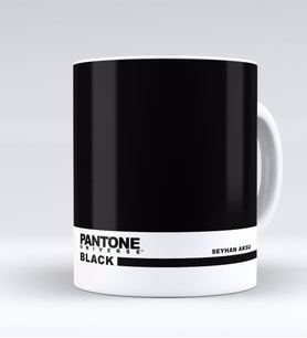 BK Gift Kişiye Özel İsimli Pantone Black Beyaz Kupa Bardak
