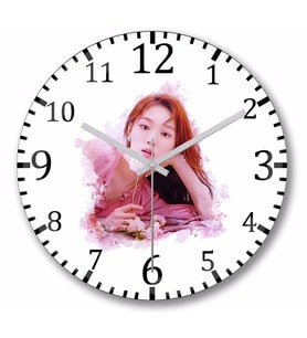 Lee Sung Kyung  Duvar Saati Bombeli Gercek Cam