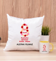 Kadınlar Günü Hediyesi  Kare Yastık ve Sarı Kupa Bardak