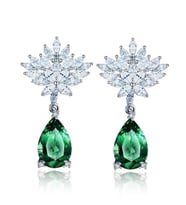 Monemel Yeşil Swarovski Taşlı Küpe (Altın Kaplama) Sevgililer Günü Hediyesi Yeni Yıl Hediyesi - Yılbaşı Hediyesi