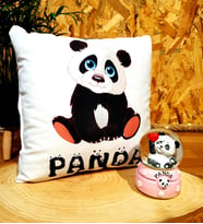 Sevimli Panda Kar Küresi Ve Panda Puf Yastık Arkadaşa Hediye