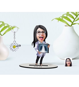 BK Gift Kişiye Özel Kadın Radyolojist Karikatürlü 3D Ahşap Biblo ve İsimli Silver Papatya Anahtarlık-1 (Model 1)