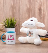 Kadınlar Günü Hediyesi Mavi Kupa Bardak ve Peluş Koyun