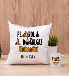Petrol Mühendisi Kare Yastık ve Beyaz Kupa Bardak