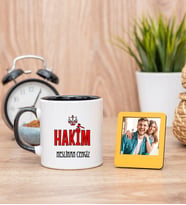 Hakim Siyah Kupa Bardak ve Sarı Mini Fotoğraf Çerçevesi