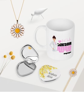 BK Gift Kişiye Özel Doktor Anne Kupa Kalp Ayna Papatya Kolye Bileklik Seti (Model 1)