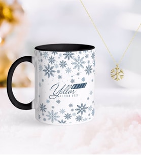 BK Gift Kişiye Özel Yılbaşı Mutlu Yıllar Siyah Kupa ve Kar Tanesi Kolye-17 (Model 1)