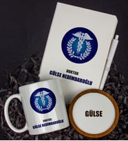 Kişiye Özel Doktor Tasarım Defter Kalem Kupa Ve Bardak Altlığı Hediye Seti 81428