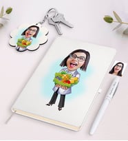 BK Gift Kişiye Özel Kadın Diyetisyen Karikatürlü Beyaz Defter Kalem ve Anahtarlık Hediye Seti (Model 1)
