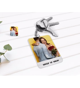 BK Gift Kişiye Özel Yağlıboya Tasarımlı Şeffaf Pleksi Anahtarlık-1 (Beyaz)