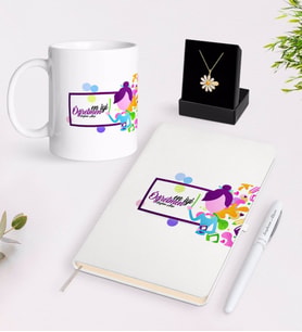 BK Gift Kişiye Özel En İyi Öğretmen Beyaz Kupa Defter Kalem ve İsimli Papatya Kolye Hediye Seti-1 (Model 1)