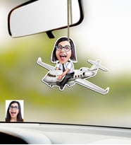BK Gift Kişiye Özel Bayan Kaptan Pilot Karikatürlü Ahşap Araba Dikiz Ayna Süsü (Çok Renkli)