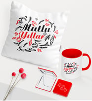 BK Gift Kişiye Özel Yılbaşı Mutlu Yıllar Temalı Kırmızı Kupa Ayna Yastık Seti - 4