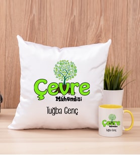 Çevre Mühendisi Kare Yastık ve Sarı Kupa Bardak