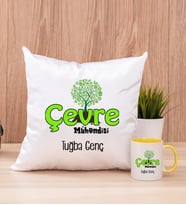 Çevre Mühendisi Kare Yastık ve Sarı Kupa Bardak