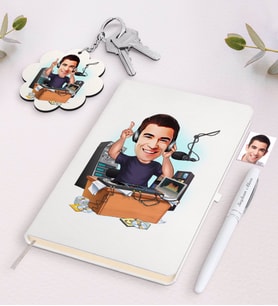 BK Gift Kişiye Özel Erkek Radyocu Karikatürlü Beyaz Defter Kalem ve Anahtarlık Hediye Seti (Model 1)