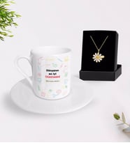 BK Gift Kişiye Özel Dünyanın En İyi Öğretmeni Türk Kahvesi Fincanı ve İsimli Papatya Kolye Hediye Seti-14 (Model 1)