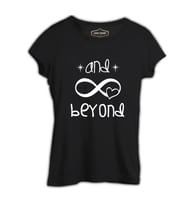 And Beyond Siyah Kadın Tshirt
