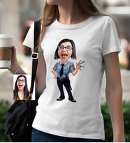 BK Gift Kişiye Özel Bayan Polis Karikatür Beyaz Tişört  1