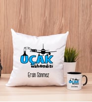 Uçak Mühendisi Kare Yastık ve Siyah Kupa Bardak
