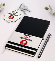 BK Gift Kişiye Özel Beyin Cerrahı Siyah Defter Kalem Ve Anahtarlık Hediye Seti-2 (Model 1)