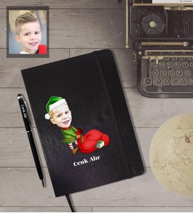 Kişiye Özel Yılbaşı Çocuk Karikatürlü Siyah Defter Kalem Hediye Seti Model-1