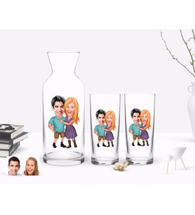 BK Gift Kişiye Özel Renkli Baskılı Sevgililer Karikatürlü İkili Rakı Bardağı ve Karaf Hediye Seti-80 (Model 1)